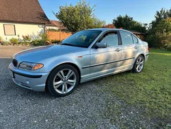 Silber Gebraucht 2001 BMW 330 Limousine | 3.750 €
