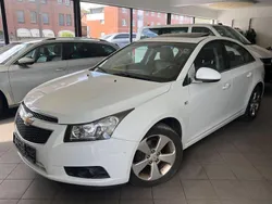 Weiß Gebraucht 2012 Chevrolet Cruze LTZ Limousine | 2.490 € (Fairer Preis)