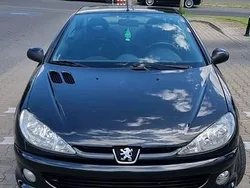 Schwarz Gebraucht 2005 Peugeot 206 CC Cabrio | 1.800 €