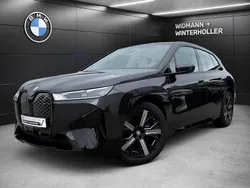 Grau Gebraucht 2024 BMW iX M Sport SUV | 52.680 € (Superpreis)