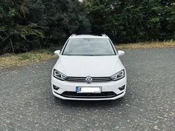 Weiß Gebraucht 2014 VW Golf Sportsvan Highline Van / Kleinbus | 8.599 € (Fairer Preis)