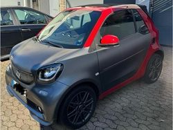 Grau Gebraucht 2016 Smart ForTwo Cabrio Brabus Cabrio | 14.400 € (Fairer Preis)