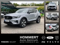 Vapour grey metallic Gebraucht 2023 Volvo XC40 Ultimate SUV | 48.890 €