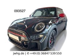 Midnight black 2 (metallic) Gebraucht 2022 Mini John Cooper Works Kleinwagen | 29.750 € (Fairer Preis)