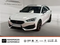 Weiß (weiß) Gebraucht 2022 Cupra Leon VZ Limousine | 31.430 € (Fairer Preis)