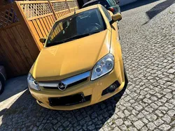 Gelb Gebraucht 2005 Opel Tigra Enjoy Cabrio | 700 € (Superpreis)