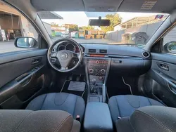 Grau Gebraucht 2005 Mazda 3 Exclusive Limousine | 1.850 € (Fairer Preis)