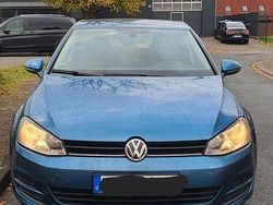 Blau Gebraucht 2015 VW Golf VII Trendline Limousine | 6.999 € (Guter Preis)