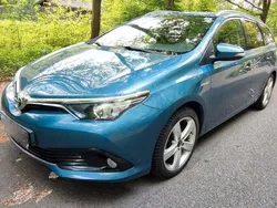Gebraucht 2015 Toyota Auris Touring Sports Kombi | 11.300 € (Superpreis)
