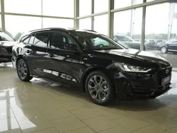 Schwarz Neu 2025 Ford Focus ST-Line X Limousine | 27.810 € (Guter Preis)