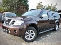 Braun Gebraucht 2014 Nissan Navara Abholung | 16.900 € (Guter Preis)
