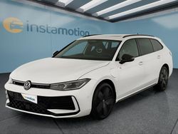 Weiß Neu 2025 VW Passat Kombi | 51.349 € (Fairer Preis)