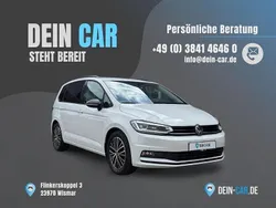 Weiß Gebraucht 2020 VW Touran Highline Van / Kleinbus | 27.990 € (Etwas zu teuer)