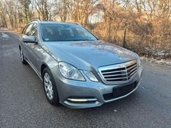 Grau Gebraucht 2011 Mercedes E350 Avantgarde Limousine | 14.690 € (Guter Preis)