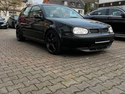 Schwarz Gebraucht 2001 VW Golf IV Kleinwagen | 1.000 € (Guter Preis)