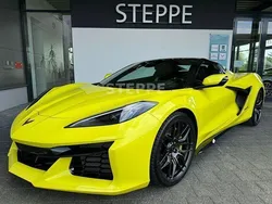 Accelerate yellow met. Gebraucht 2024 Corvette Z06 Cabrio | 169.900 €