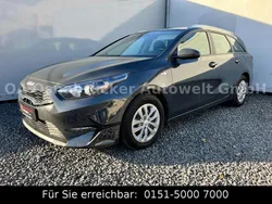 Grau Gebraucht 2023 Kia Ceed Kombi | 19.990 € (Fairer Preis)
