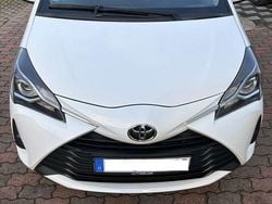 Weiß Gebraucht 2020 Toyota Yaris Comfort Kleinwagen | 10.000 € (Guter Preis)