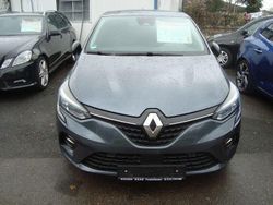 Grau Gebraucht 2020 Renault Clio V Intens Limousine | 11.300 € (Fairer Preis)