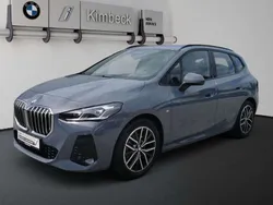 Sparkling kupfergrau metallic Gebraucht 2024 BMW 218 Active Tourer Efficient Dynamics Van / Kleinbus | 32.870 € (Guter Preis)