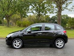 Schwarz Gebraucht 2016 Citroën C3 SELECTION Kleinwagen | 6.400 € (Fairer Preis)