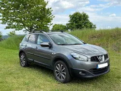 Grau Gebraucht 2011 Nissan Qashqai SUV | 5.900 € (Fairer Preis)
