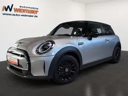 Mini melting silver Gebraucht 2023 Mini Cooper SE Classic Kleinwagen | 17.990 € (Superpreis)