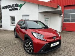 Rot Gebraucht 2023 Toyota Aygo X Pulse SUV | 17.350 € (Fairer Preis)