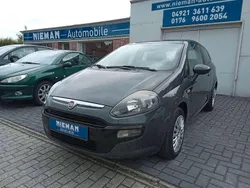 Grau Gebraucht 2011 Fiat Punto Evo Kleinwagen | 4.380 € (Fairer Preis)