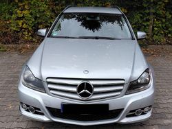 Silber Gebraucht 2011 Mercedes 200 Kombi | 10.500 €