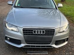 Silber Gebraucht 2008 Audi A4 Limousine | 9.700 € (Etwas zu teuer)