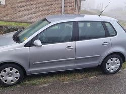 Grau Gebraucht 2007 VW Polo Comfortline Limousine | 750 € (Superpreis)
