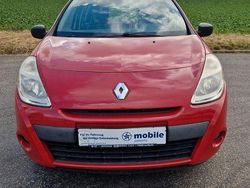 Rot Gebraucht 2009 Renault Clio III Expression Kleinwagen | 2.390 € (Guter Preis)