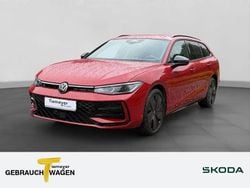 Rot Gebraucht 2025 VW Passat Style Kombi | 44.290 € (Guter Preis)