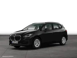 Schwarz Gebraucht 2024 BMW 216 Active Tourer Luxury Line Van / Kleinbus | 30.950 € (Teuer)