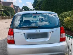 Grau Gebraucht 2006 Kia Picanto Kleinwagen | 840 €