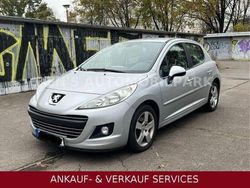 Silber Gebraucht 2011 Peugeot 207 Premium Limousine | 5.799 € (Teuer)