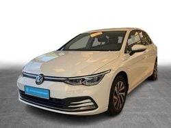 Pure white Gebraucht 2022 VW Golf VIII Style Limousine | 22.930 € (Fairer Preis)