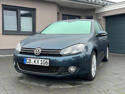 Blau Gebraucht 2010 VW Golf VI Highline Limousine | 6.490 € (Guter Preis)