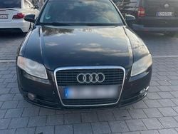 Schwarz Gebraucht 2005 Audi A4 Limousine | 2.000 € (Fairer Preis)