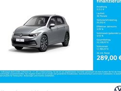 Reflexsilber metallic Gebraucht 2021 VW Golf VIII Style Limousine | 22.413 € (Guter Preis)