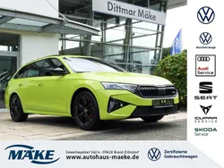 Grün Gebraucht 2024 Skoda Octavia RS Kombi | 37.890 € (Guter Preis)