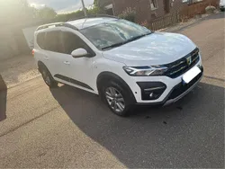 Weiß Gebraucht 2022 Dacia Jogger Van / Kleinbus | 18.499 € (Fairer Preis)