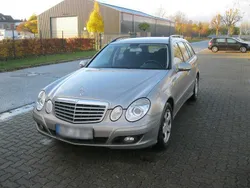 Beige Gebraucht 2009 Mercedes E200 Kombi | 8.000 € (Fairer Preis)