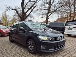 Schwarz Gebraucht 2017 VW Golf Sportsvan Allstar Van / Kleinbus | 9.480 € (Fairer Preis)