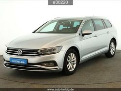 Scale silver metallic Gebraucht 2023 VW Passat Business Kombi | 25.990 € (Guter Preis)