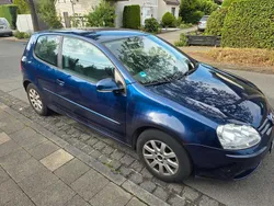 Blau Gebraucht 2005 VW Golf IV Limousine | 2.450 € (Fairer Preis)