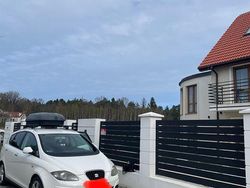 Weiß Gebraucht 2010 Seat Altea XL Van / Kleinbus | 3.900 € (Fairer Preis)