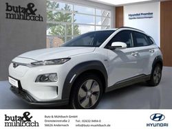 Chalk white / met Gebraucht 2019 Hyundai Kona Trend SUV | 22.980 € (Fairer Preis)