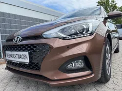 Braun Gebraucht 2019 Hyundai i20 Style Limousine | 14.500 € (Fairer Preis)